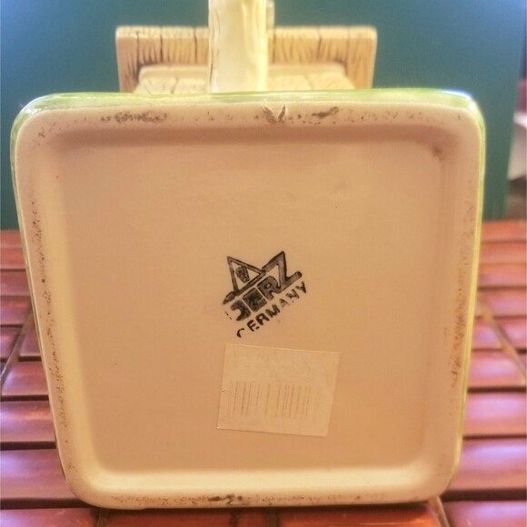 Vintage Gertz Outhouse Ceramic Stein Germany 8"x4.5"x4.5" - Picture 7 of 7